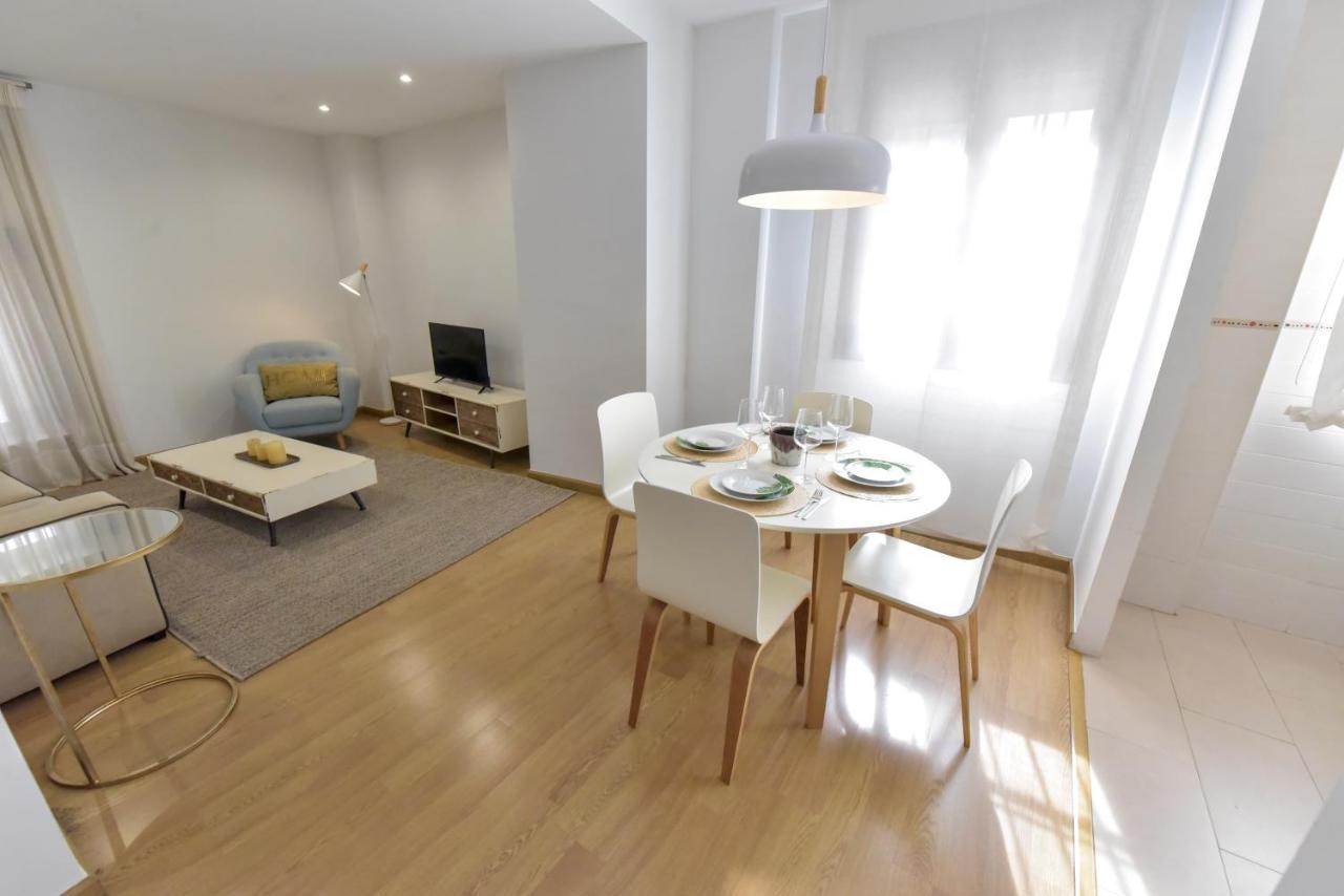New! Retro Apartment In Central Neighbourhood 세비야 외부 사진
